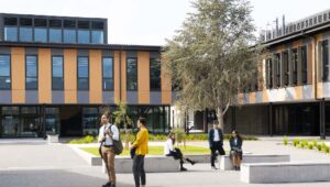 Te aratai college